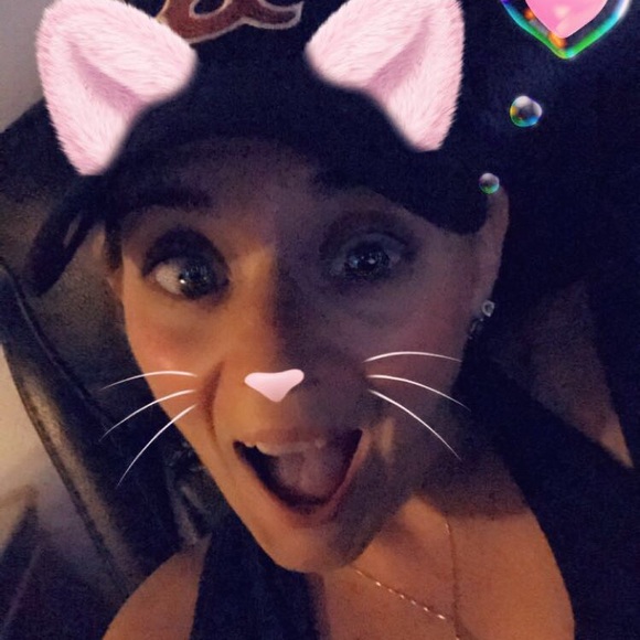 Meet your posher - Picture 5 of 5